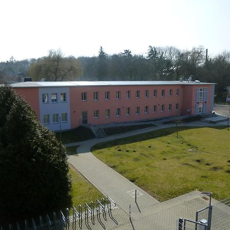 Sport Tourist Hostel Weißenfels エクステリア 写真