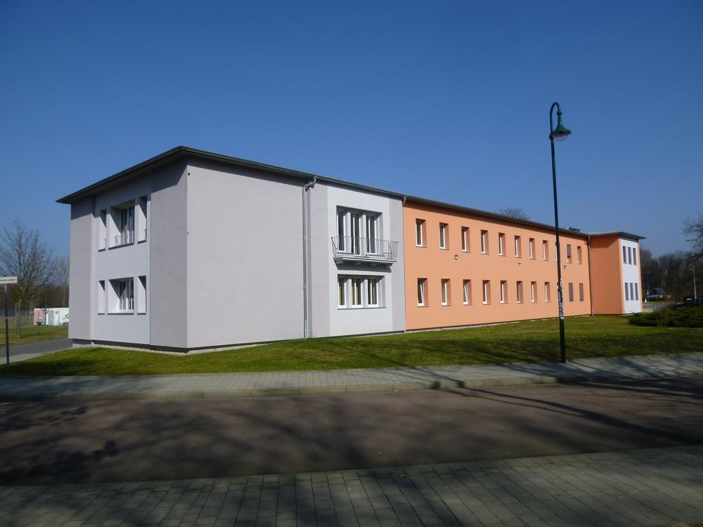 Sport Tourist Hostel Weißenfels エクステリア 写真